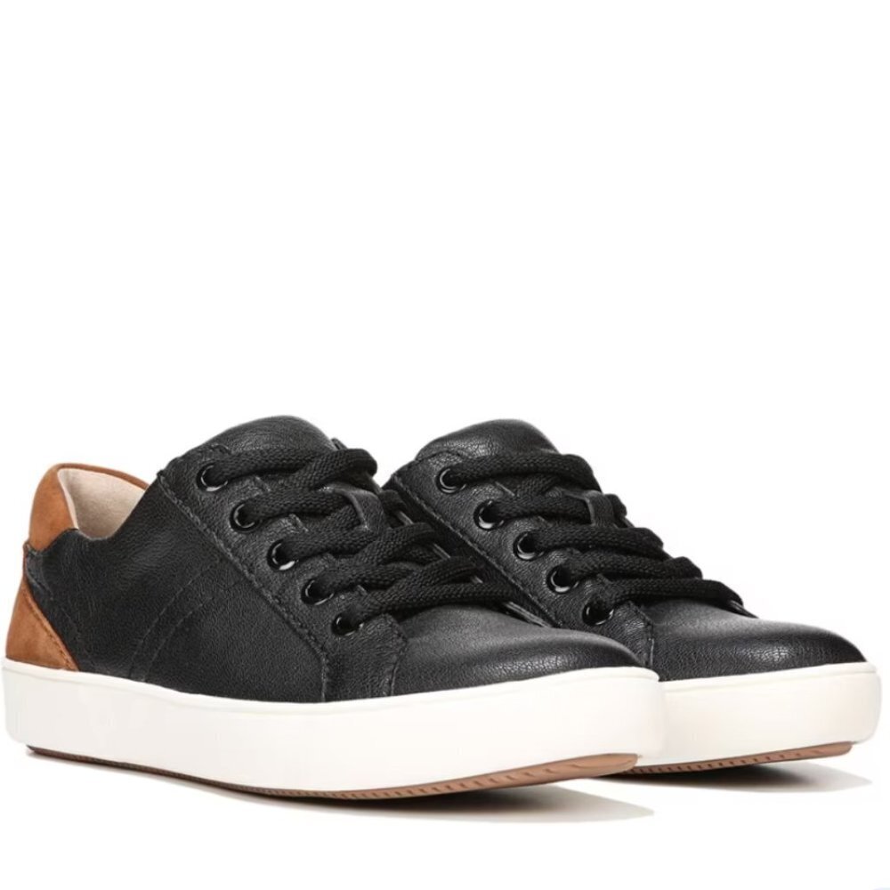 NATURALIZER Morrison Sneakers